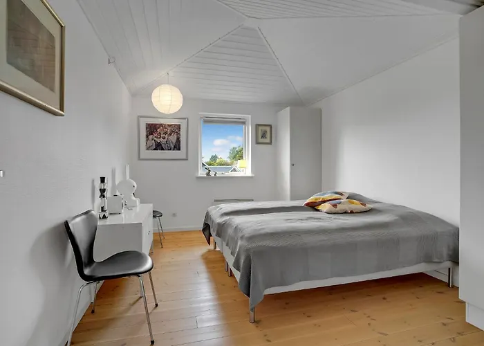 Amazing In With Sauna Bogø By